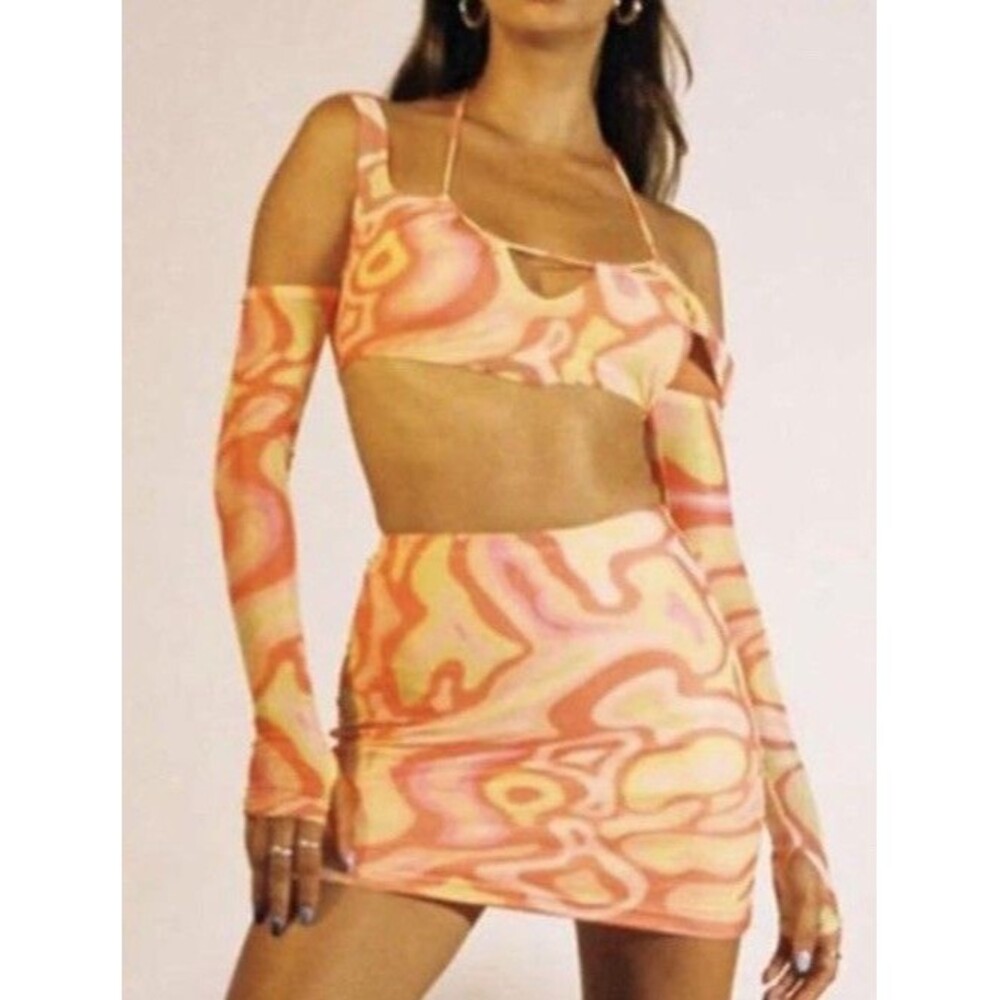 princess polly Heat Map Print Crop Top Size 4 NWT